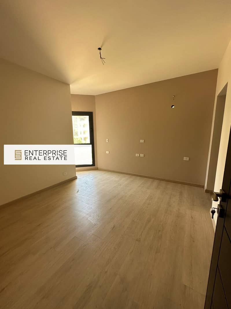 5 WhatsApp Image 2025-10-15 at 12.20. 31_9436714d. jpg