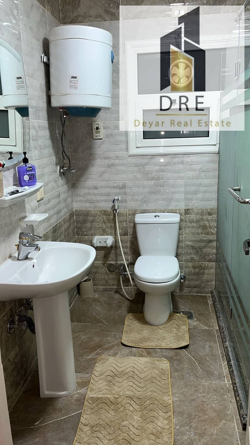 8 ab192fc3-15ff-418b-8f1d-95730111edf0. jpg