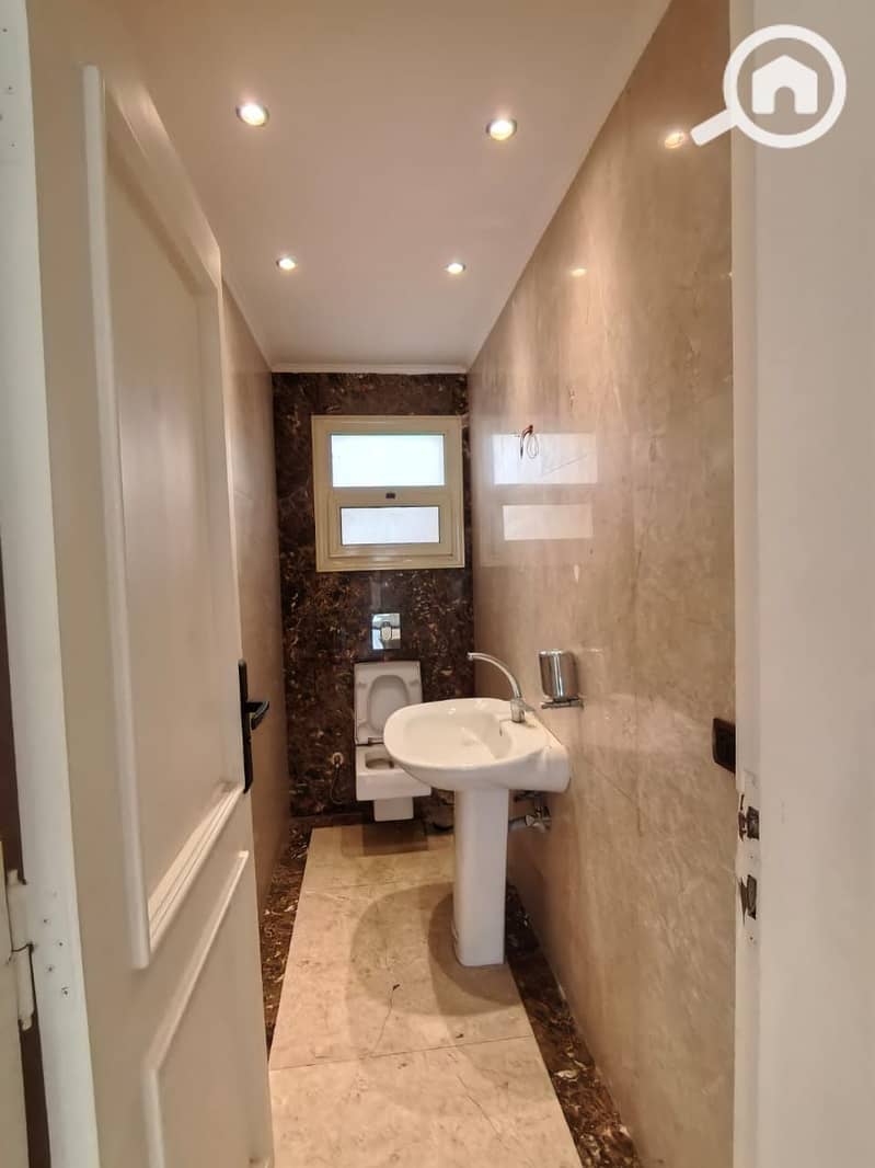 12 WhatsApp Image 2026-01-04 at 11.20. 43 PM (1). jpeg