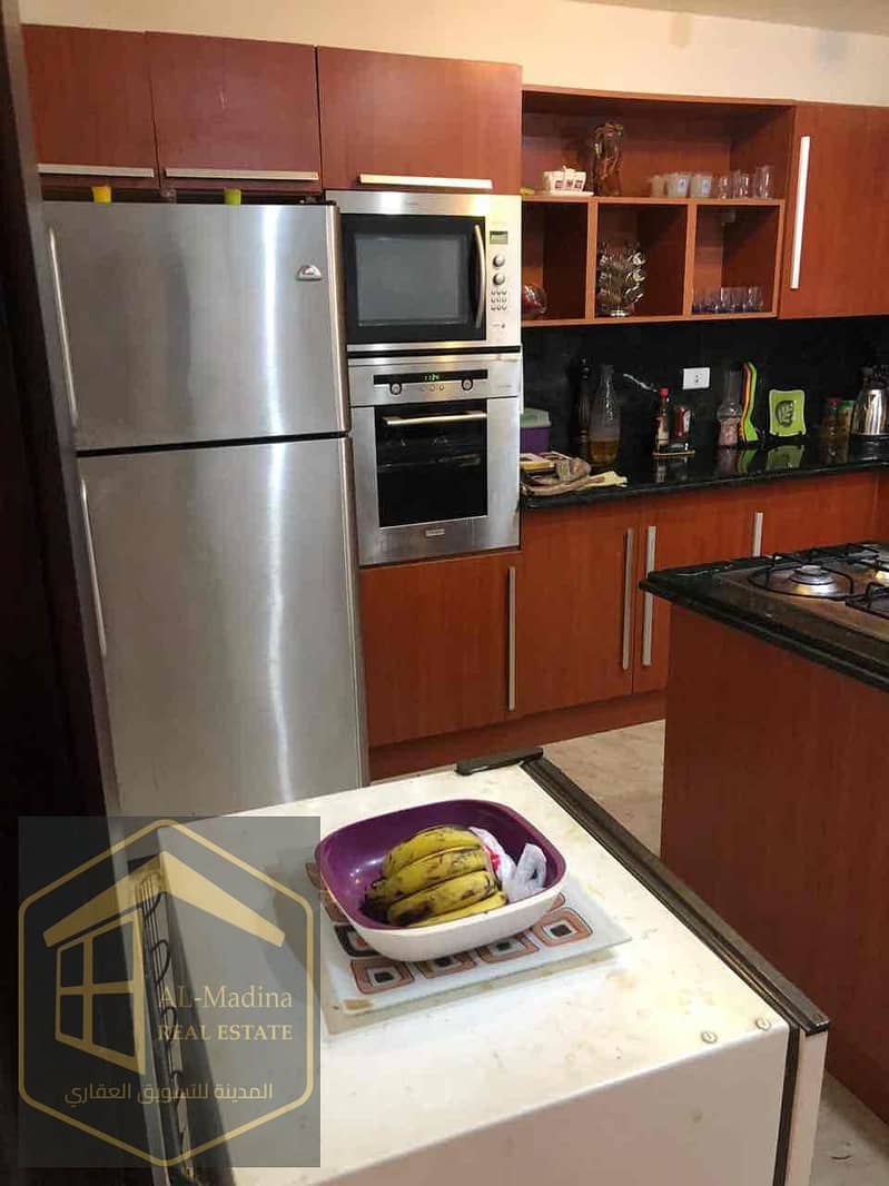 11 377a2cad-1589-47ff-b711-f148660a640d. jpg