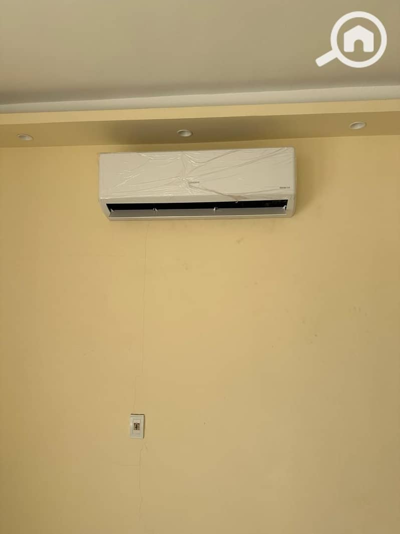 6 WhatsApp Image 2026-01-05 at 1.19. 25 PM. jpeg