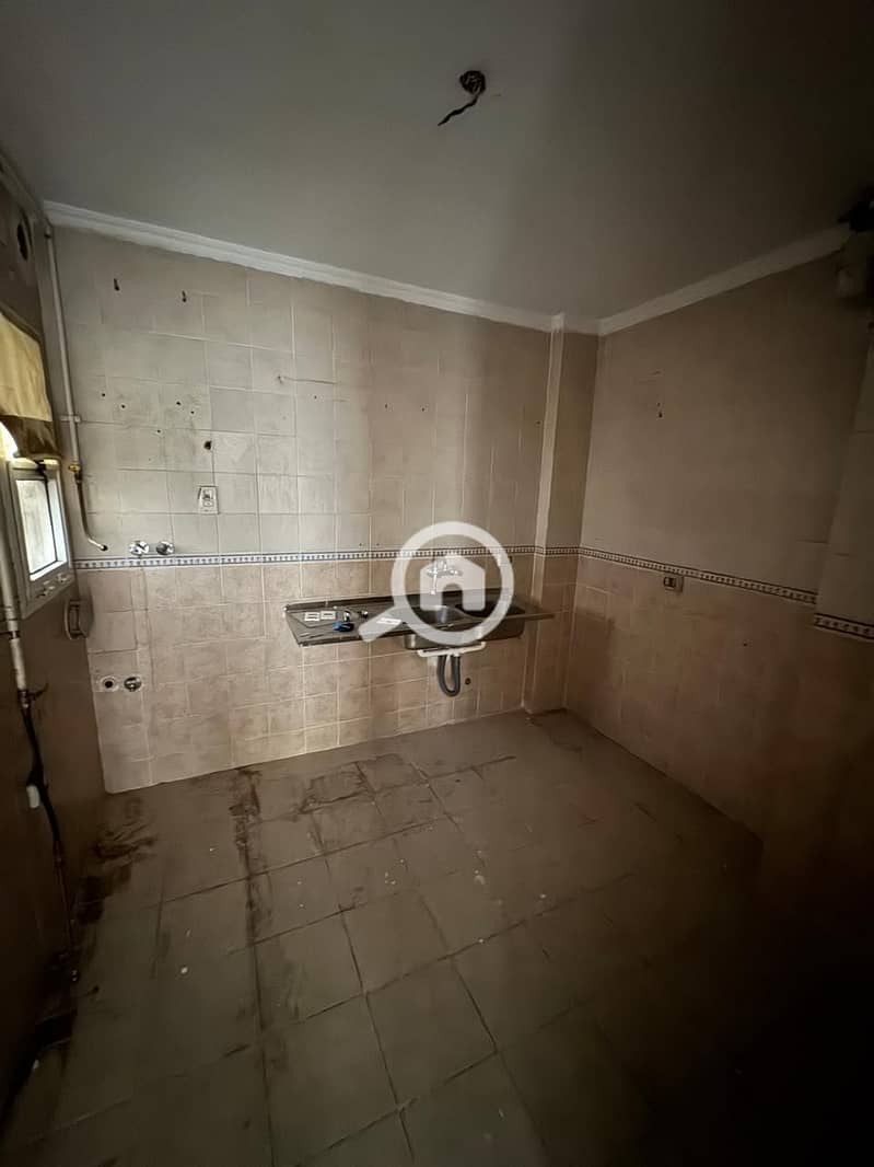 5 f7e46c0e-d3a0-463a-ac96-646a6a397b50. jpeg