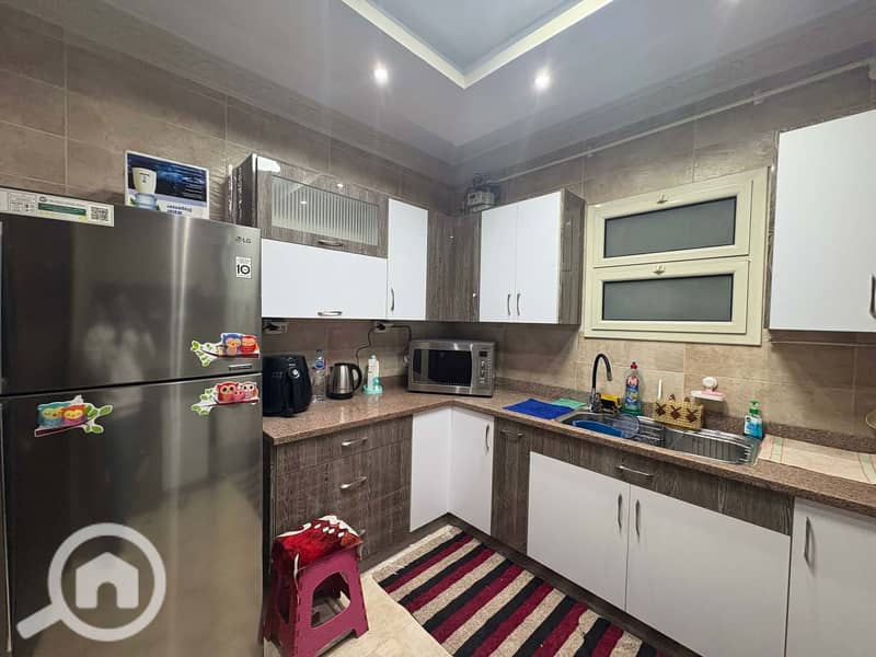 17 8dd11e8c-18c0-4f30-9913-161809c7e45d. jpg