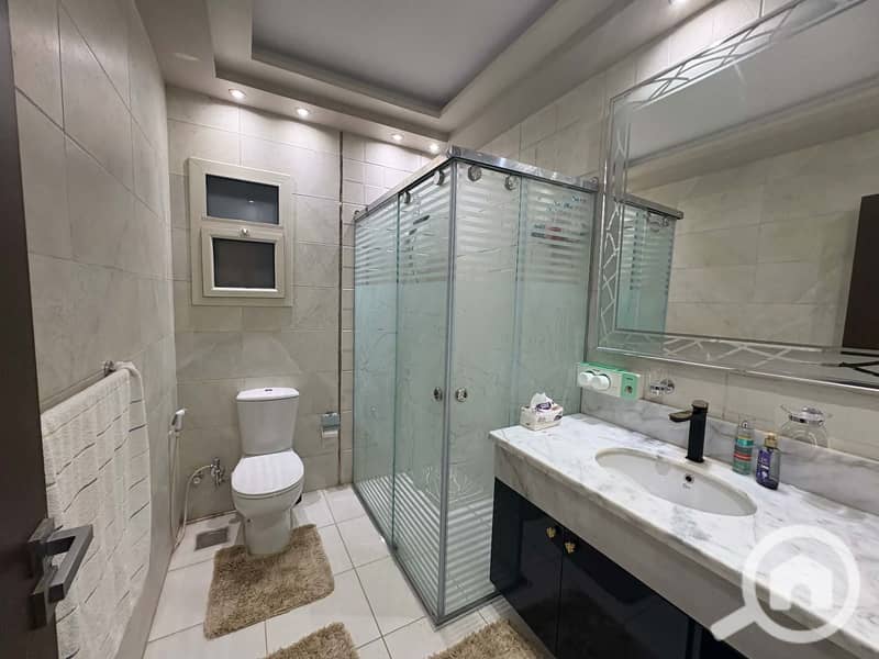 23 8910c692-d316-4db9-8cc7-9baf65d3e0a9. jpg