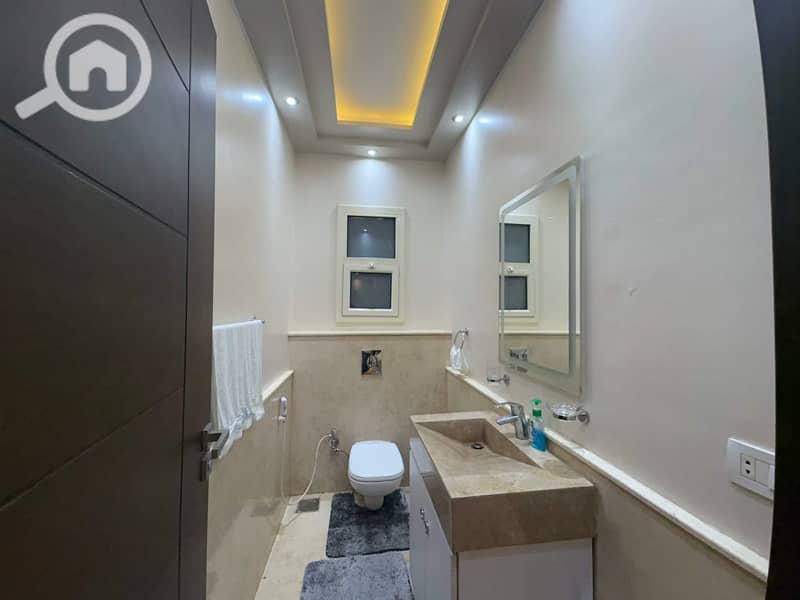 24 be28c270-13ac-4483-949c-fd2705b2ee48. jpg