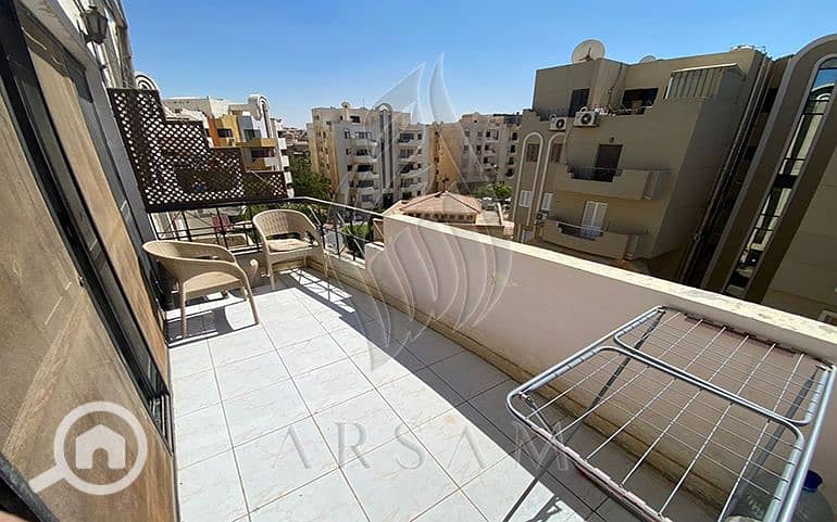 4 WhatsApp Image 2025-10-13 at 11.22. 32 AM. JPG