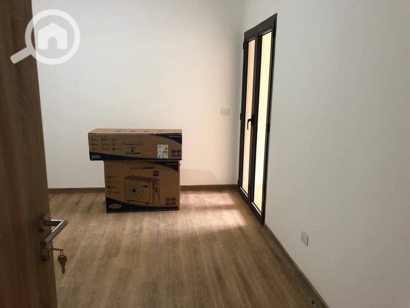 8 859bea5d-12f0-4724-b8ad-142ff6deed26. jpeg