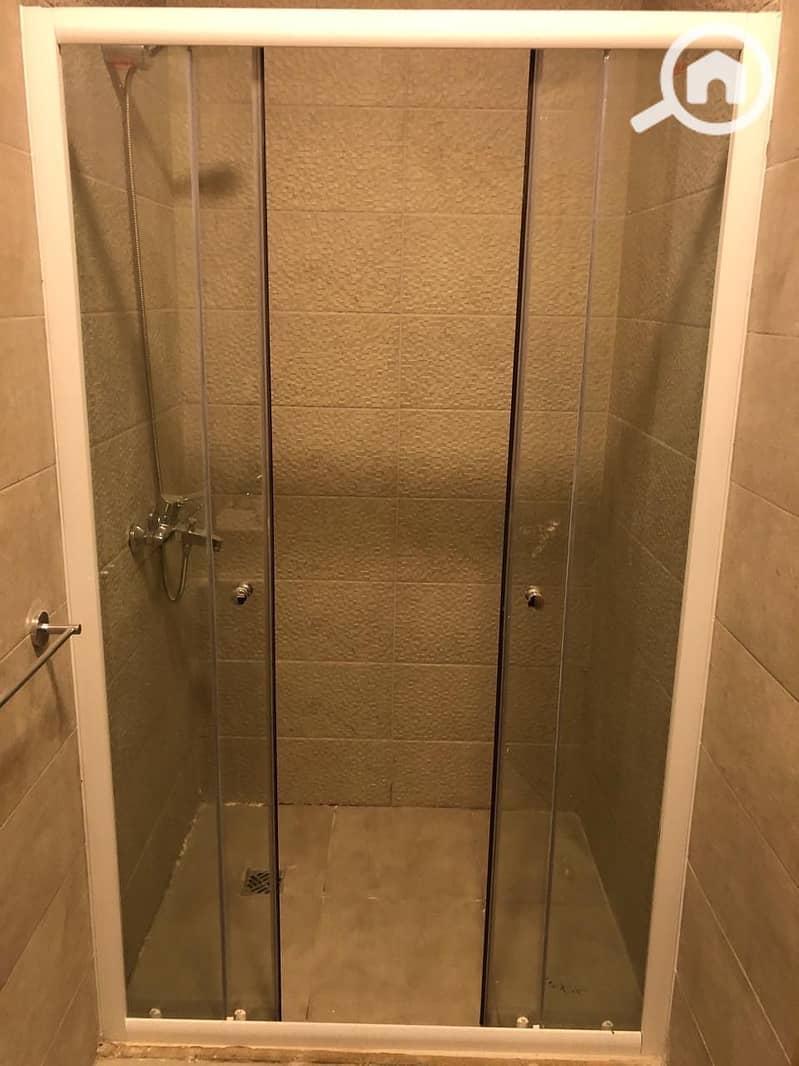 11 e3aae199-b6bc-421d-a0c0-349529cbbb0d. jpeg