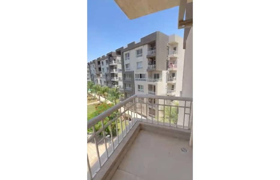 7 d68f2e72-ed58-4f32-b445-b54269e59452. jpg