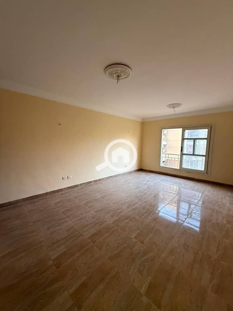 4 a0c18552-9a24-433e-b2b2-936a4e79cdfe. jpeg