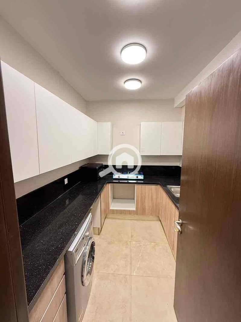 19 ab28b9f0-0acf-4997-8ff2-76521379979e. jpg