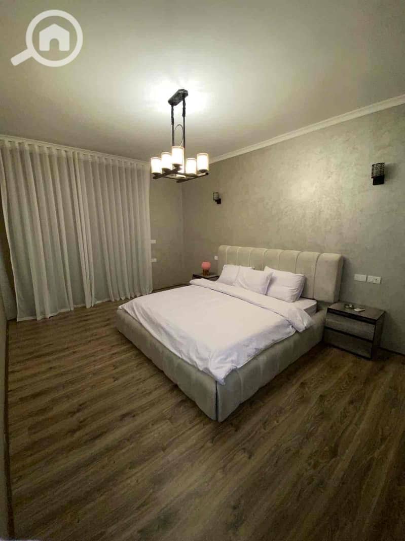 16 d7bbd06b-2486-4cc5-a6e5-fb6d077f2042. jpg