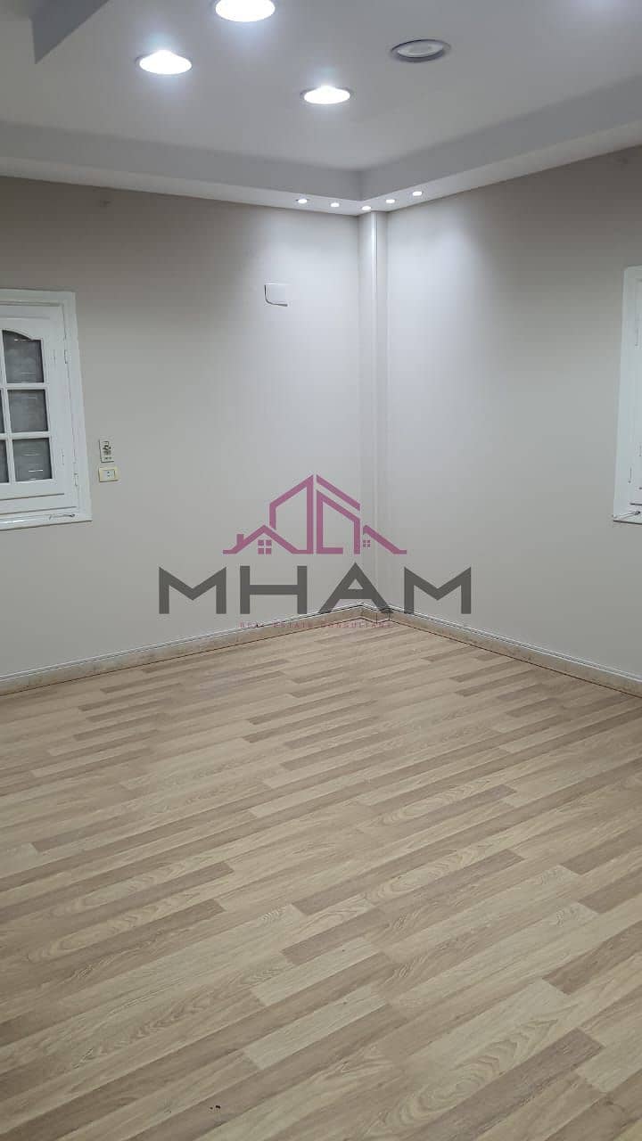 5 photo_5970004370101308500_y. jpg