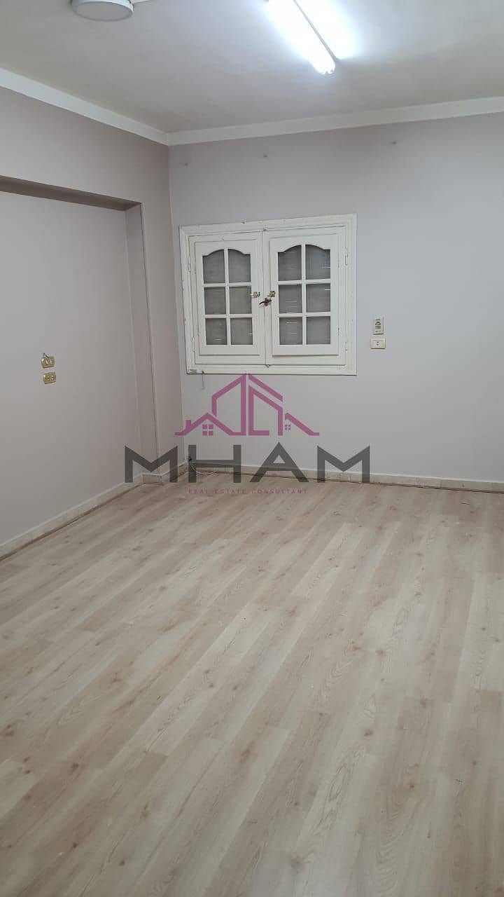 8 photo_5970004370101308503_y. jpg