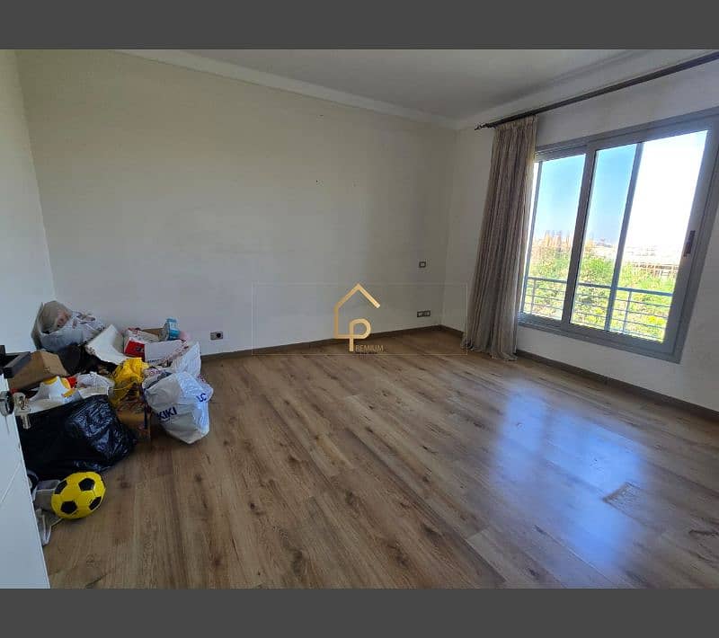 2 WhatsApp Image 2025-12-21 at 11.04. 03 PM (1). jpg