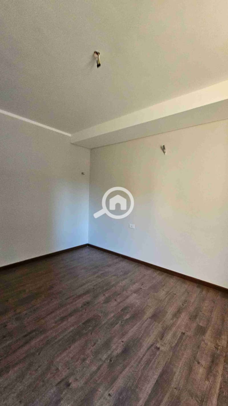 7 20251215_162000. jpg