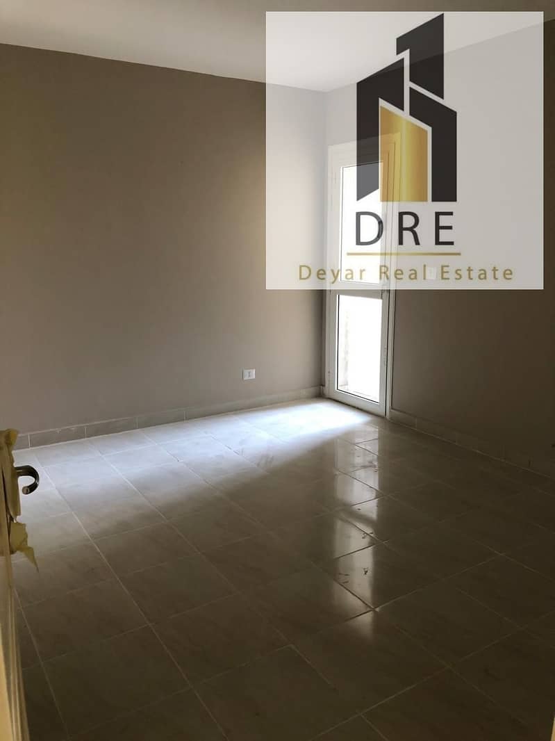 18 e12fb9cc-587c-46dd-a3ad-ad07bd4a4119. jpg