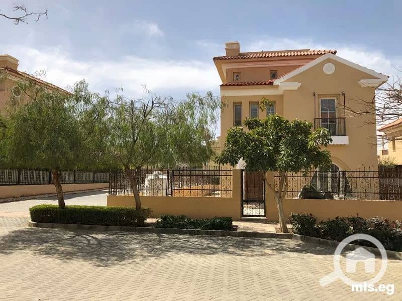 13 b96947774fd8ca5293bd9e42b31d4d01. jpg