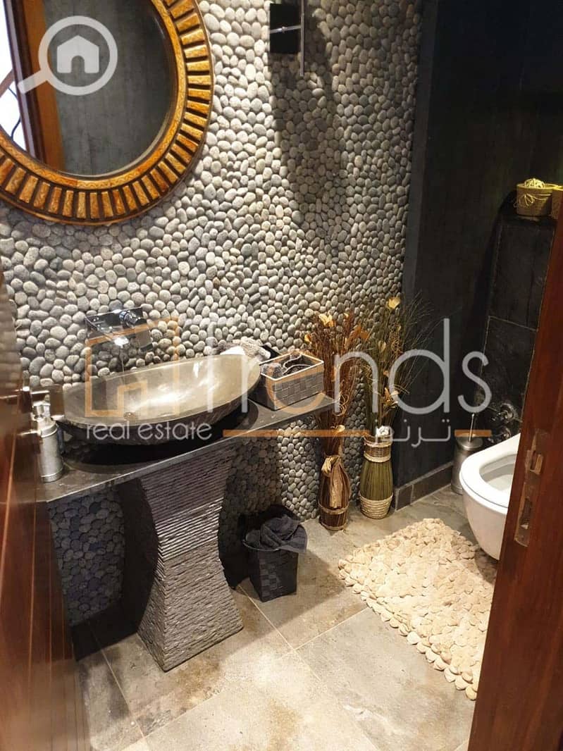 6 bf37db2a-62ed-4182-862f-1f34045bb4ab. jpg