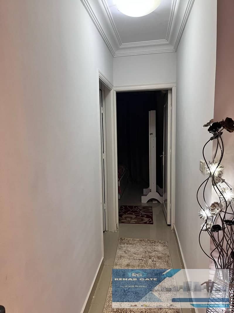 3 1e9860ac-4431-4a04-9748-bfbd9ba4ff95. jpg