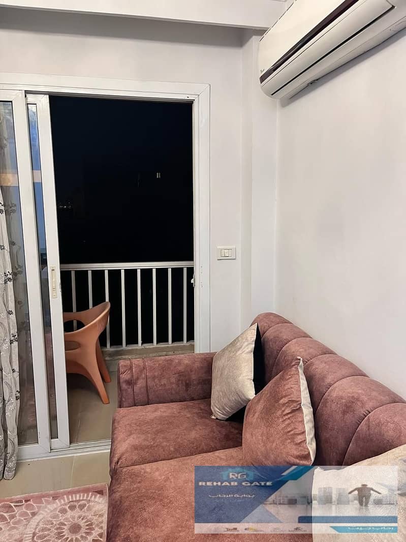 21 b2c68de2-86fe-478a-a1ef-059d0aed2743. jpg