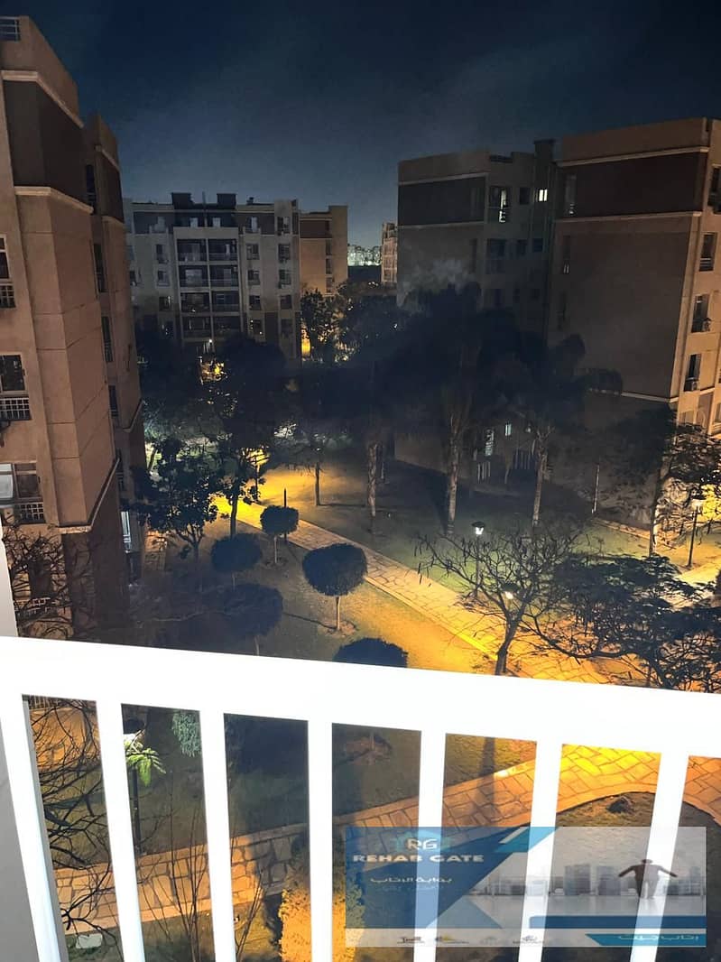 25 c4451dc6-938a-49a8-bd56-b2bb2c5be662. jpg