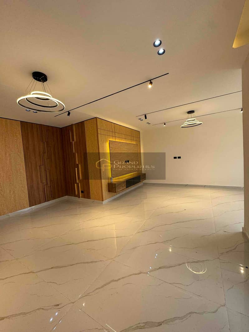 IMG_0033. jpg IMG_0033. jpg