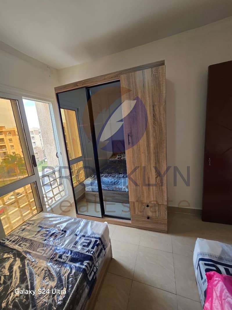 6 0f94f63f-6f8b-41d3-8c02-5e341d96e987. jpeg