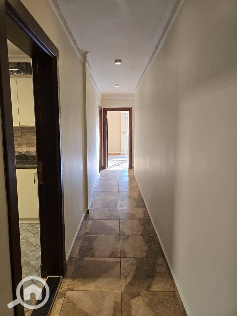 5 7f8afdac-0e57-4fbd-940b-6538a42febf6. jpeg