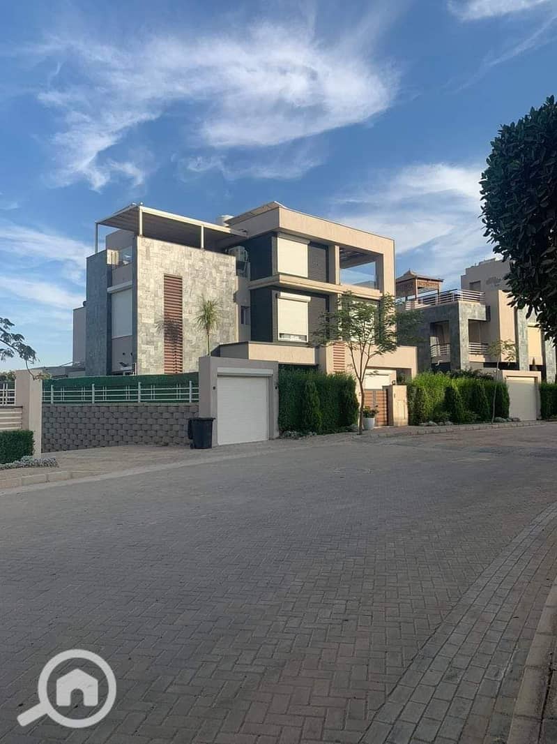 2 WhatsApp Image 2024-07-18 at 1.05. 41 PM. jpeg