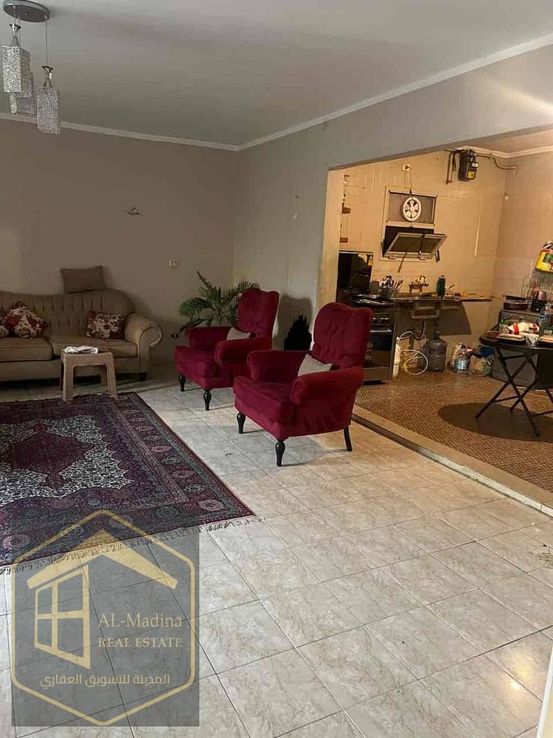 5 645264f6-3990-495d-9f1d-0758f93c9a8d. jpg