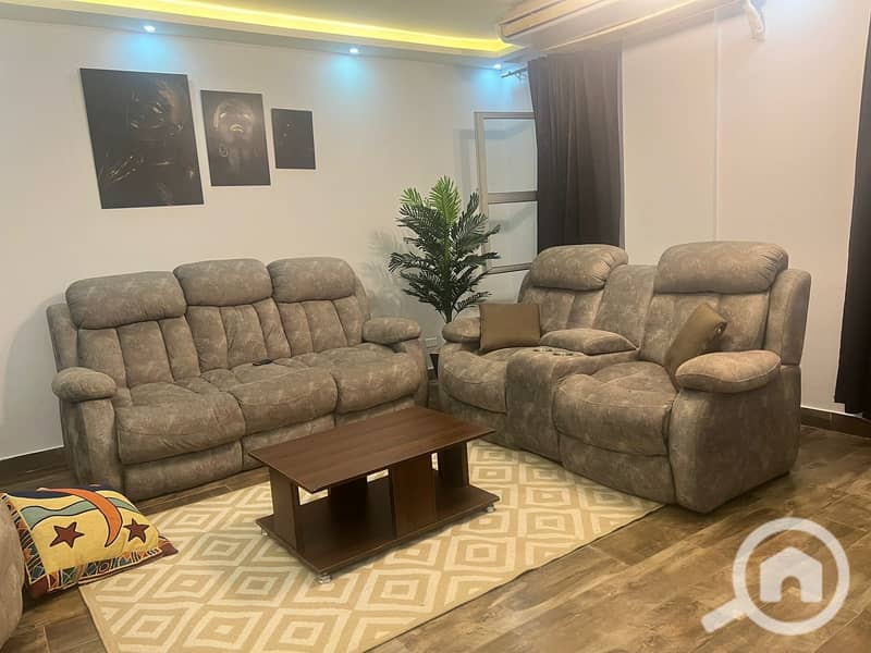 4 ae2346ab-9903-47f4-9798-e8d9be6033e4. jpeg