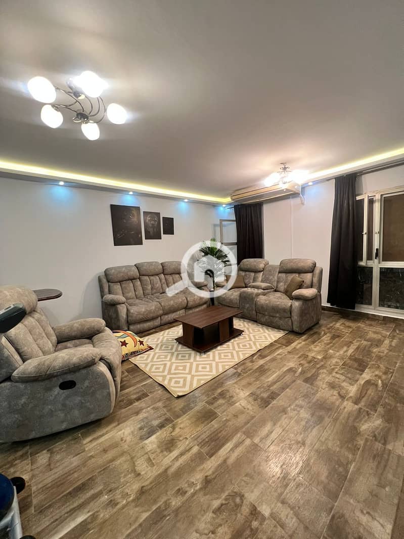 5 4c3a1aee-b070-4d3b-9c14-ef4c3cc6a792. jpeg