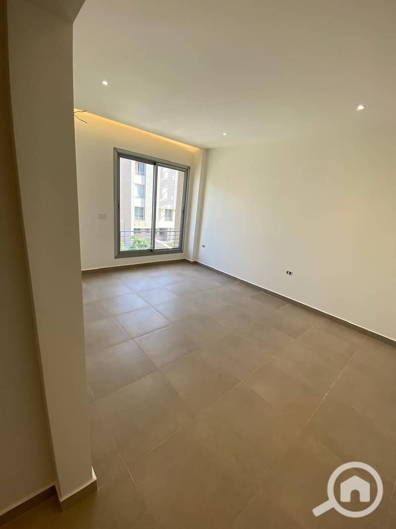 27 WhatsApp Image 2025-12-27 at 12.28. 02 PM (2). jpeg