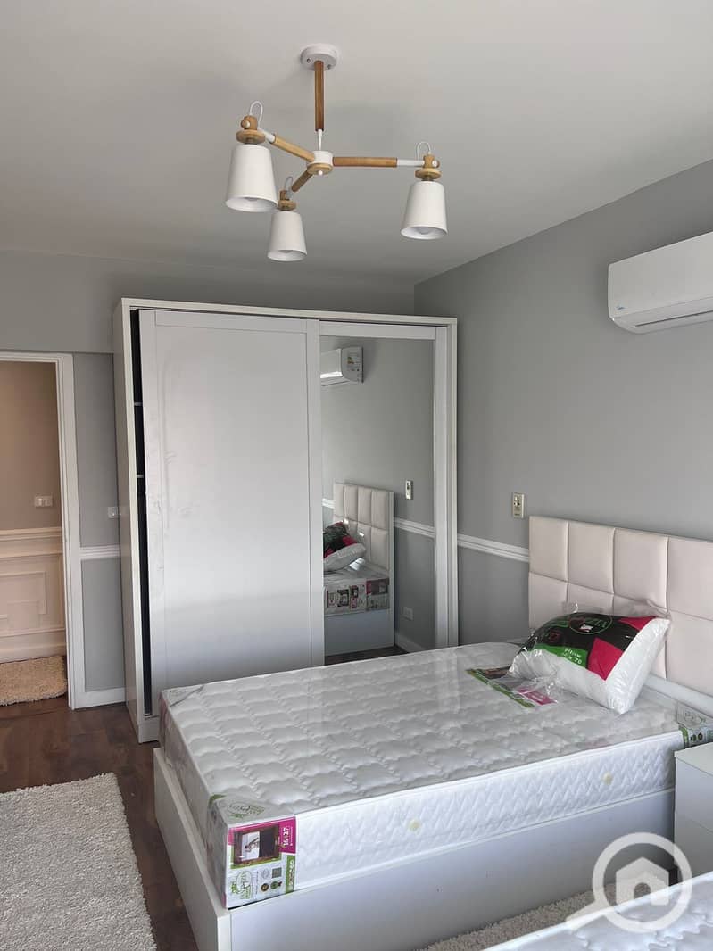 6 491f1d44-2c9d-404f-9b5c-e3d8c87c010a. jpg