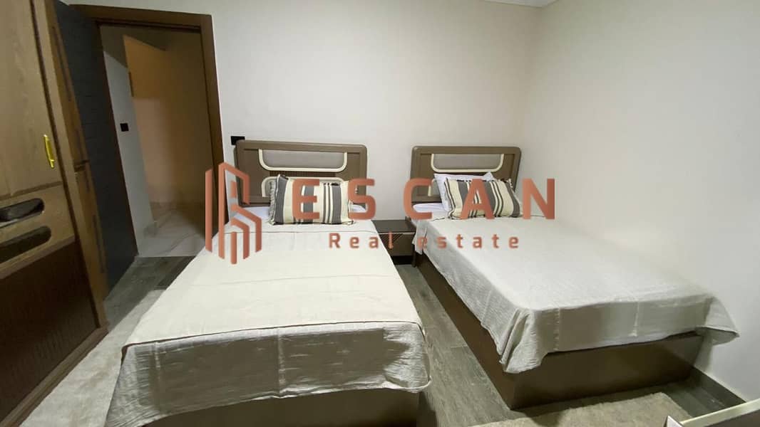 11 WhatsApp Image 2025-10-21 at 1.43. 17 PM (4). jpeg