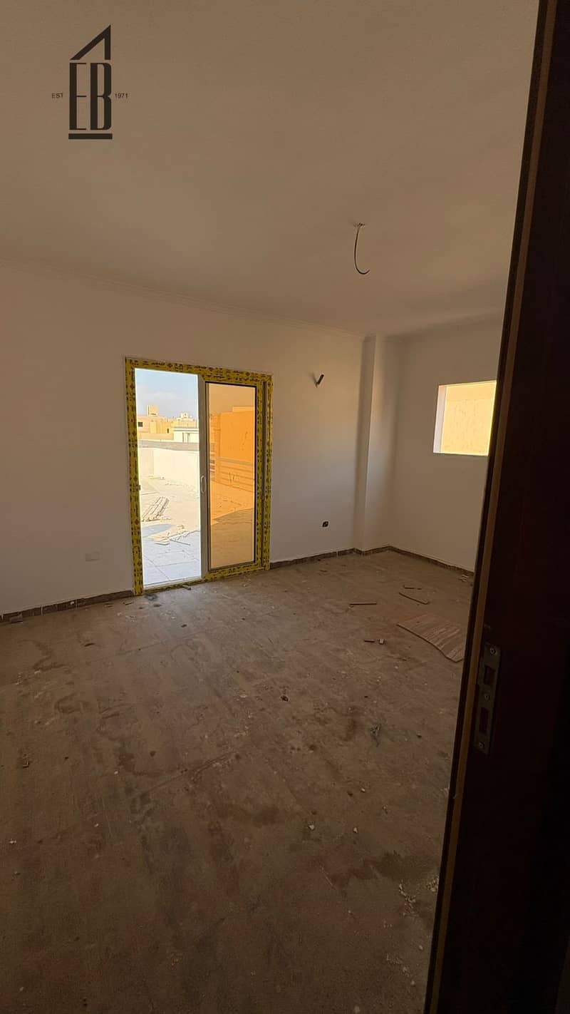 2 WhatsApp Image 2025-12-25 at 2.04. 29 PM (1). jpeg