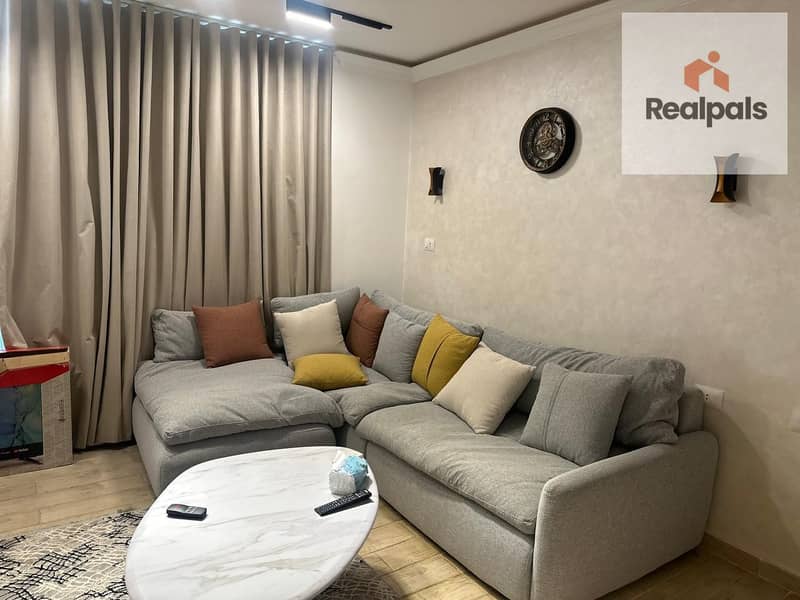 4 5f921f96-40af-4f41-b53d-74a52a7d2c0f. jpg