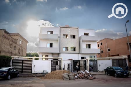 شقة 4 غرف نوم للبيع في الشيخ زايد، الجيزة - 607427896_122115786717078299_8056437192066555766_n. jpg