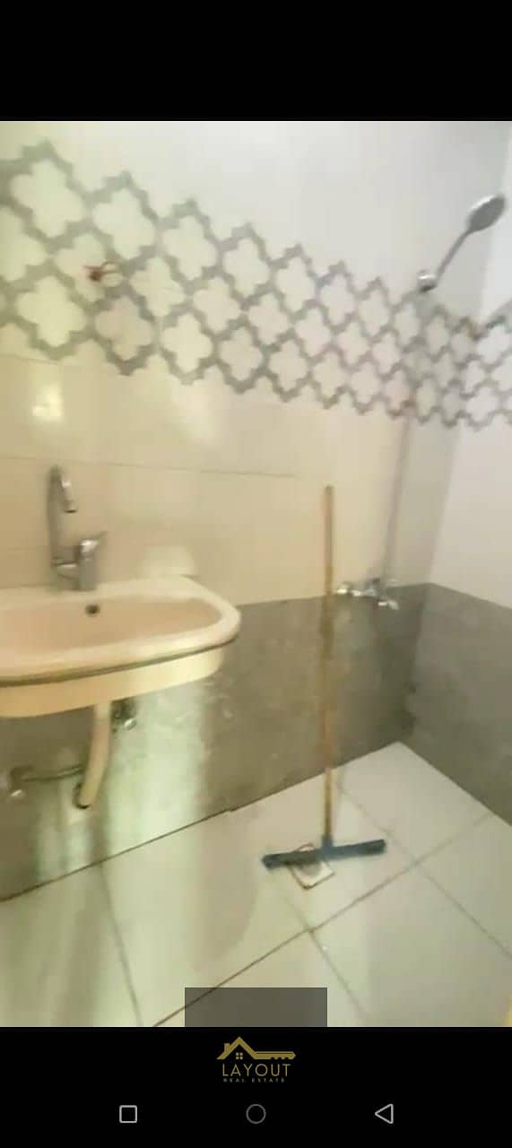 2 0a30a843-8ff6-4391-9fb3-a25ce4b8f289. jpg