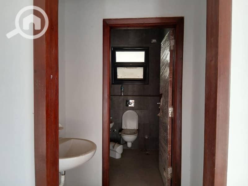 10 9d59ccdb-b536-4dc5-b1ac-0cc91c53e0db. jpg