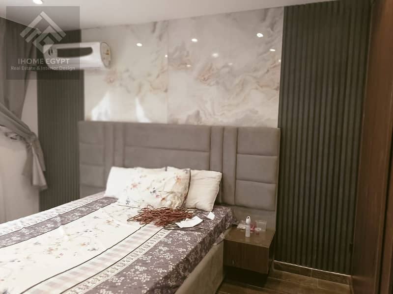 8 8469b9f2-2cb8-481b-9198-2551790d0302. jpg