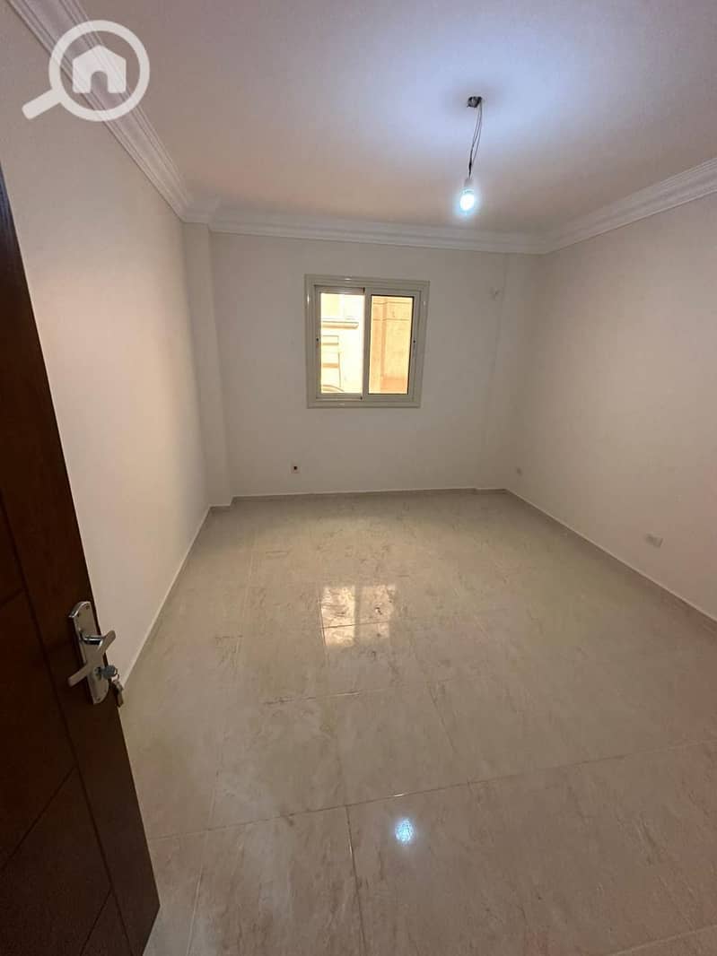 5 0b44493e-24ce-4c18-b0e6-4ce516003f8f. jpeg