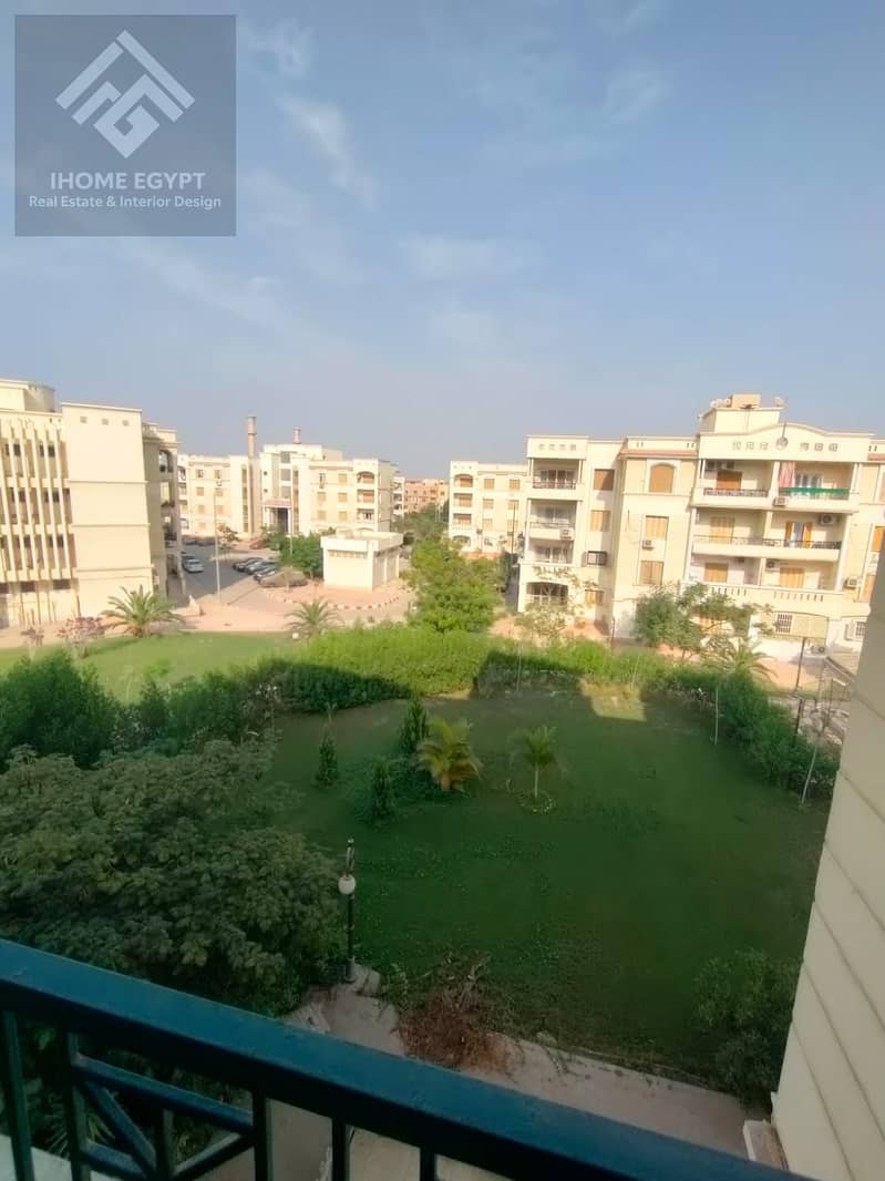 12 89696c66-0f97-4ef8-8fd0-5d13b9edb6f8. jpg