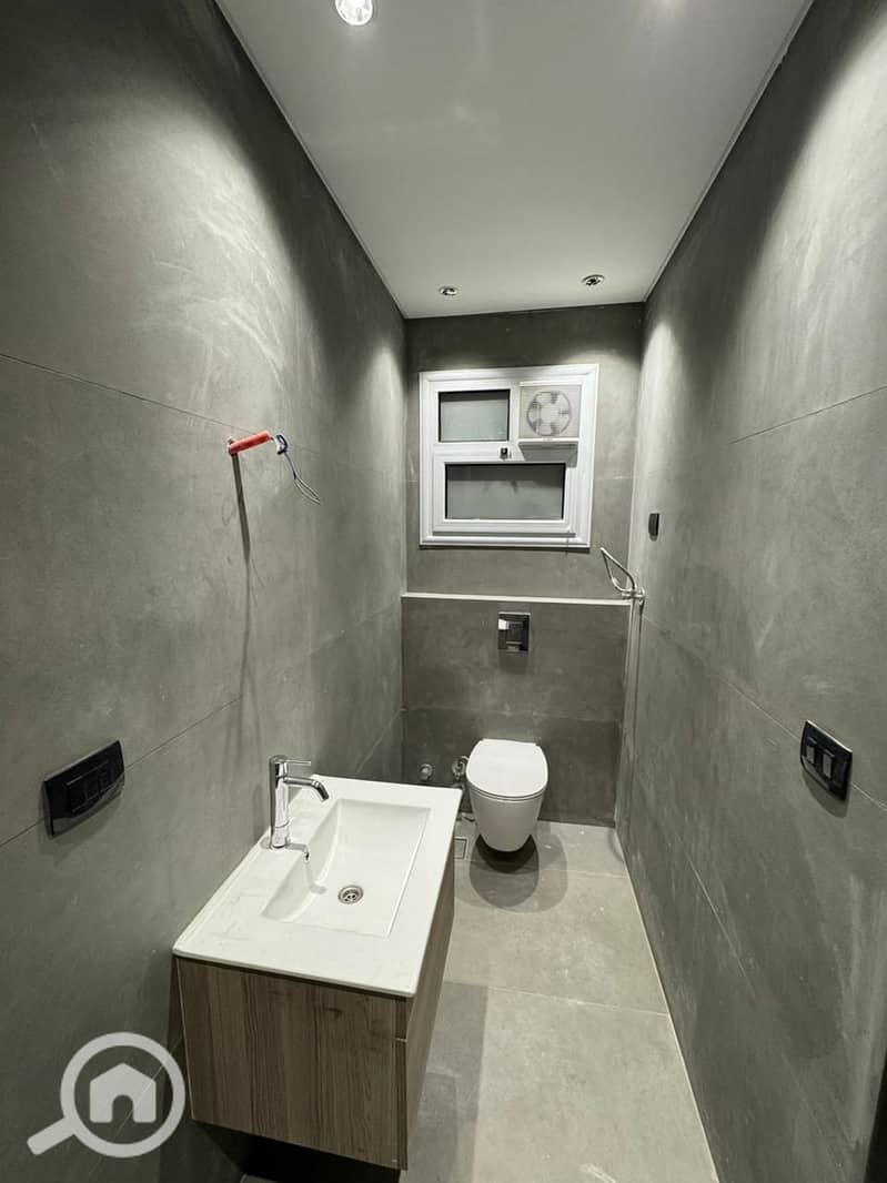 7 185new                                                                                                                           . jpeg