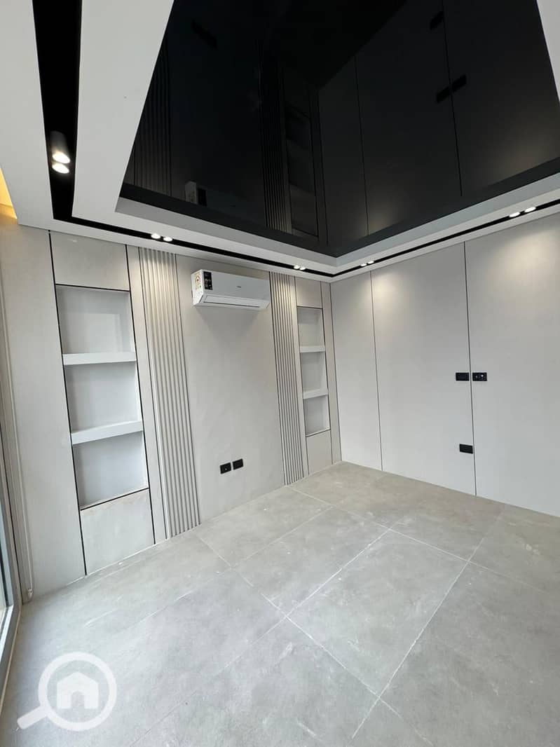 13 185new                                  . jpeg