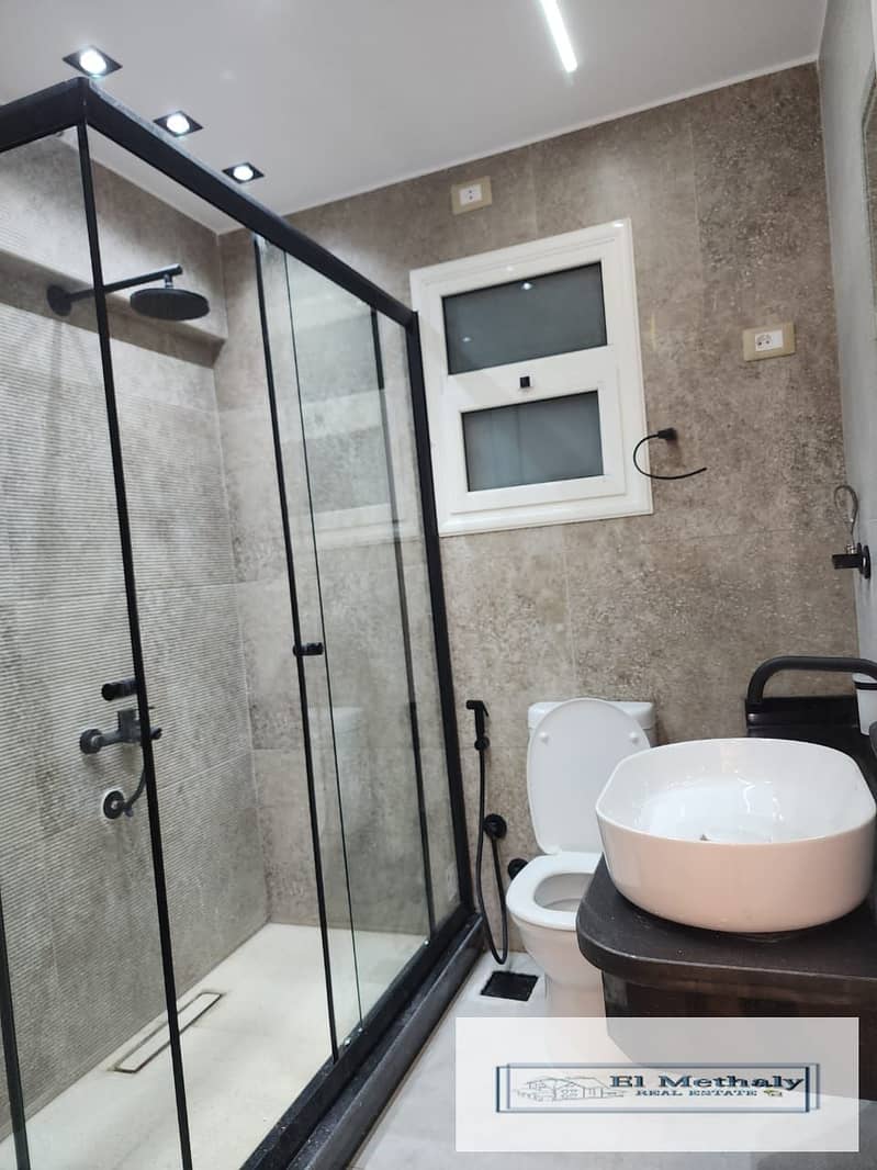 16 e33ea693-c454-4cfe-8d64-864e94790cc8. jpg