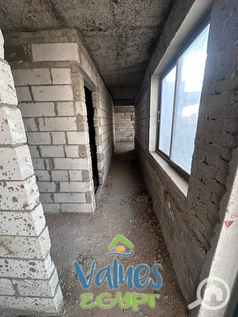 8 950d19d3-aed4-4aa5-8f92-0e1be568ee92. jpeg