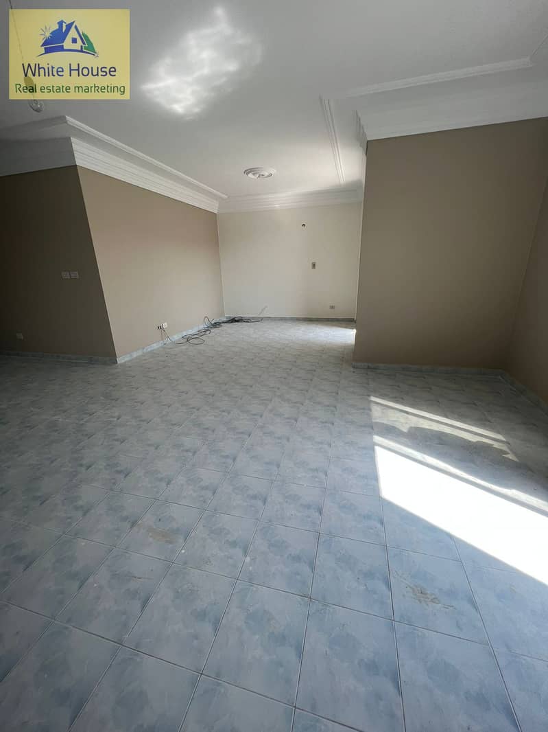 4 WhatsApp Image 2022-03-04 at 2.02. 34 PM (1). jpeg