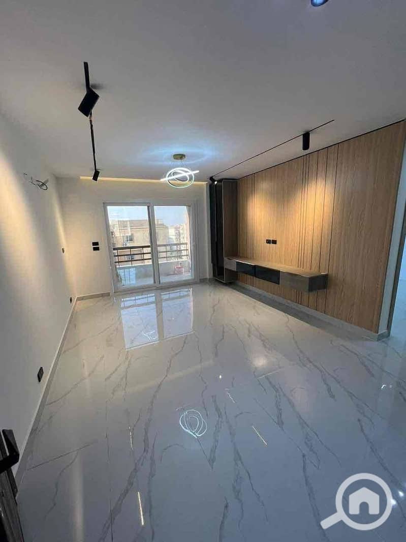 9 20360a12-3229-44a5-9728-5caf3f801b59. jpg